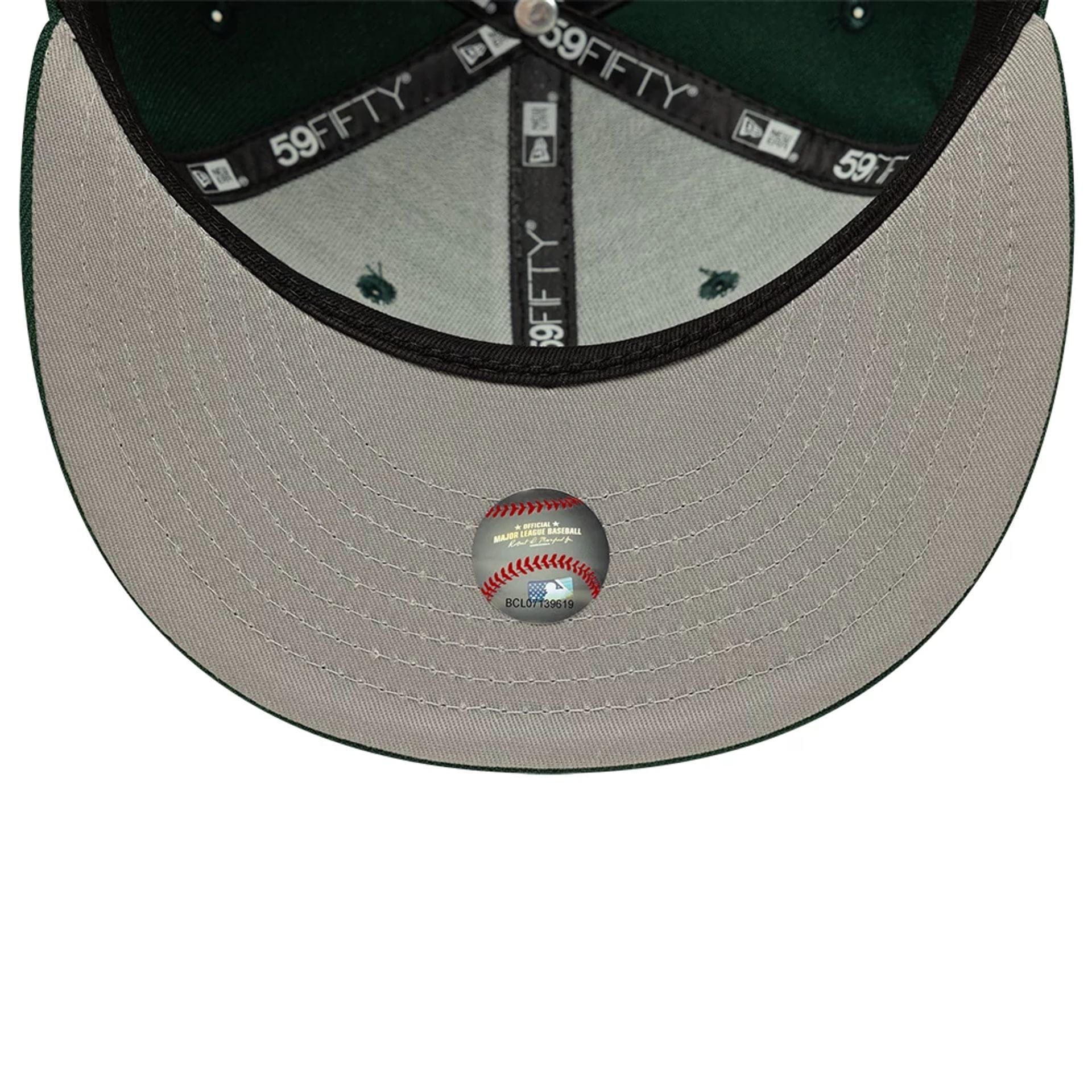 Pictured is this MLB New York Yankees 59FIFTY Fitted cap in dark green. 2