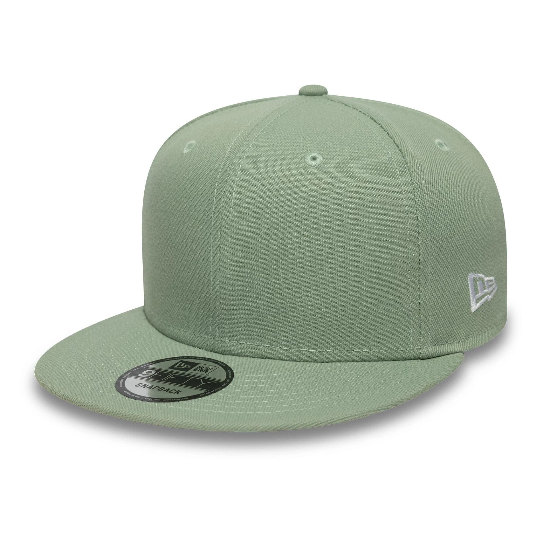 This is a New Era Green 9FIFTY Snapback Adjustable Cap 1