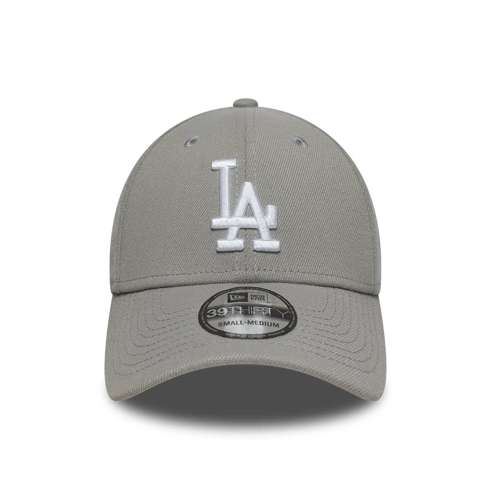 LA Dodgers MLB Grey New Era 39THIRTY Stretch Fit Cap, front view showing the large raised embroidered white LA logo on the grey structured front panel, with a curved visor and 39THIRTY size sticker on the centre of the visor.