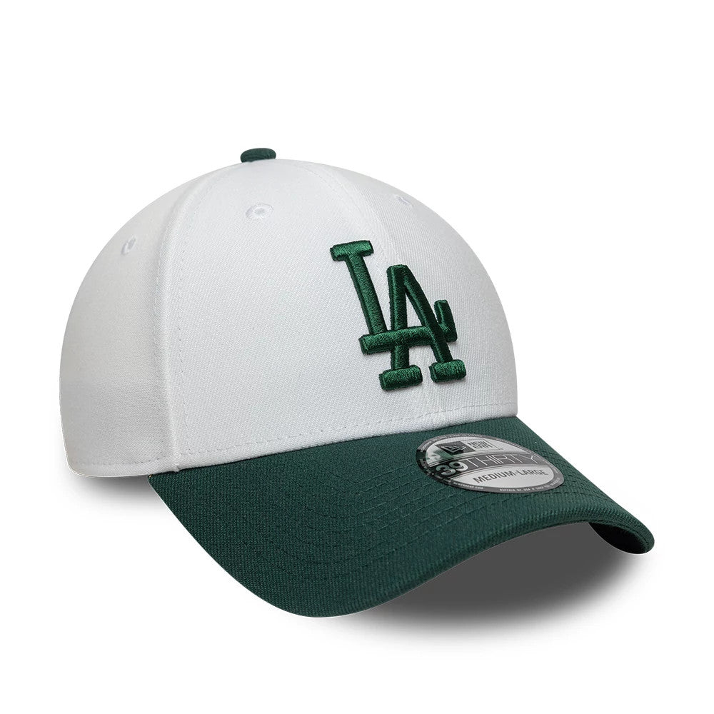 LA Dodgers MLB White New Era 39THIRTY Stretch Fit Cap, front view showing a raised green embroidered LA logo on the structured white crown, with a dark green curved visor and a 39THIRTY size sticker attached.