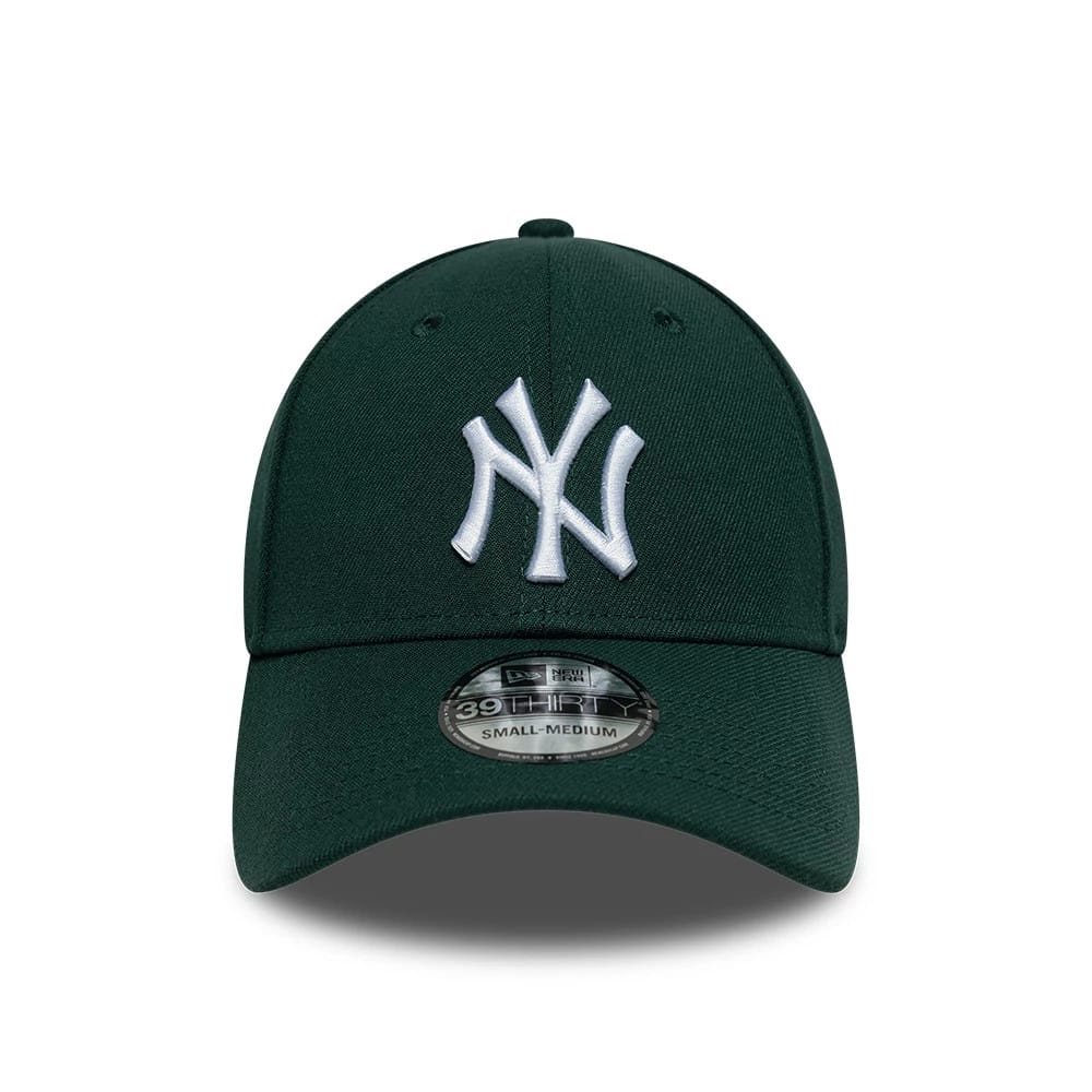 This is a New York Yankees MLB Dark Green 39THIRTY Stretch Fit Cap 2
