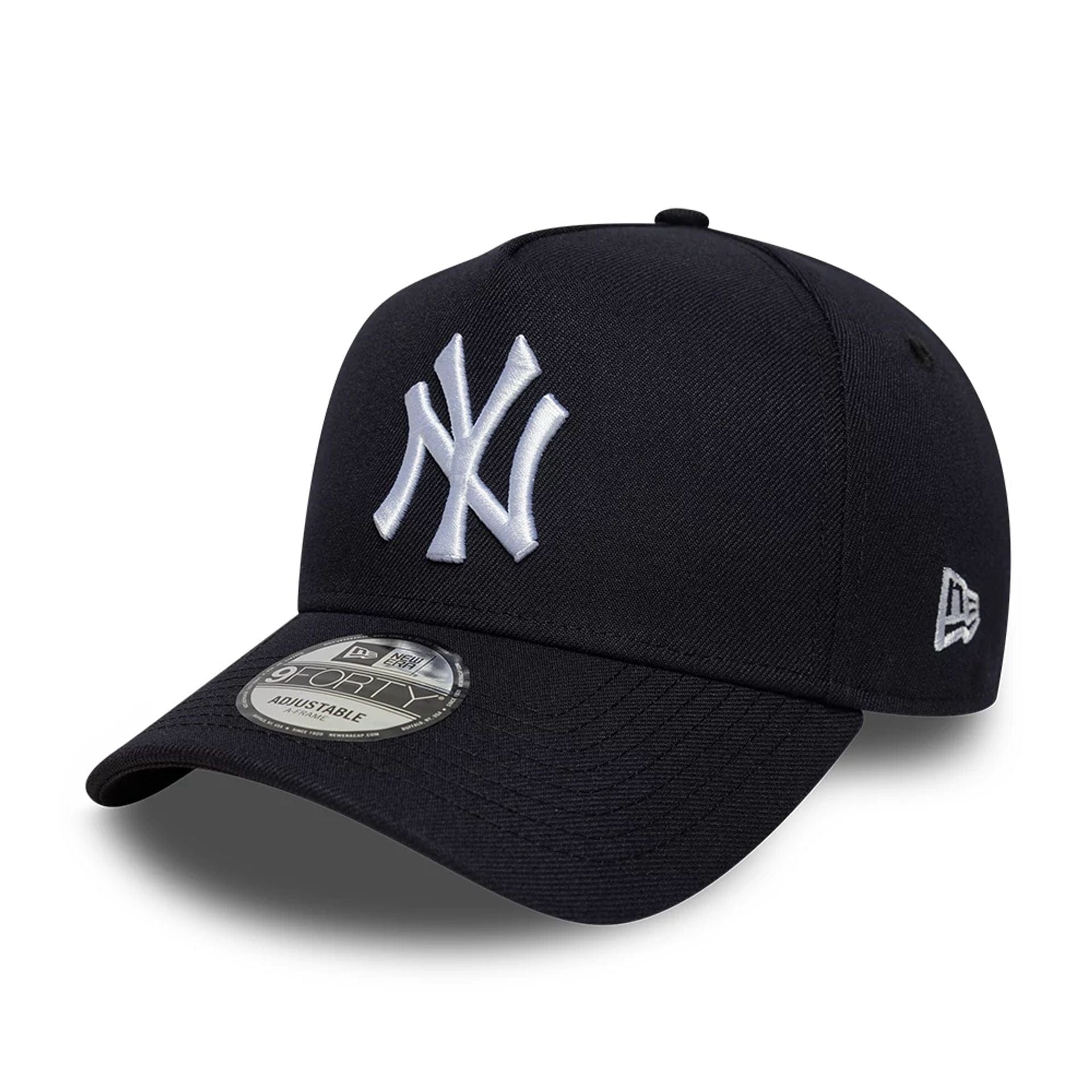 This is a New York Yankees MLB Navy 9FORTY A-Frame Adjustable Cap 1
