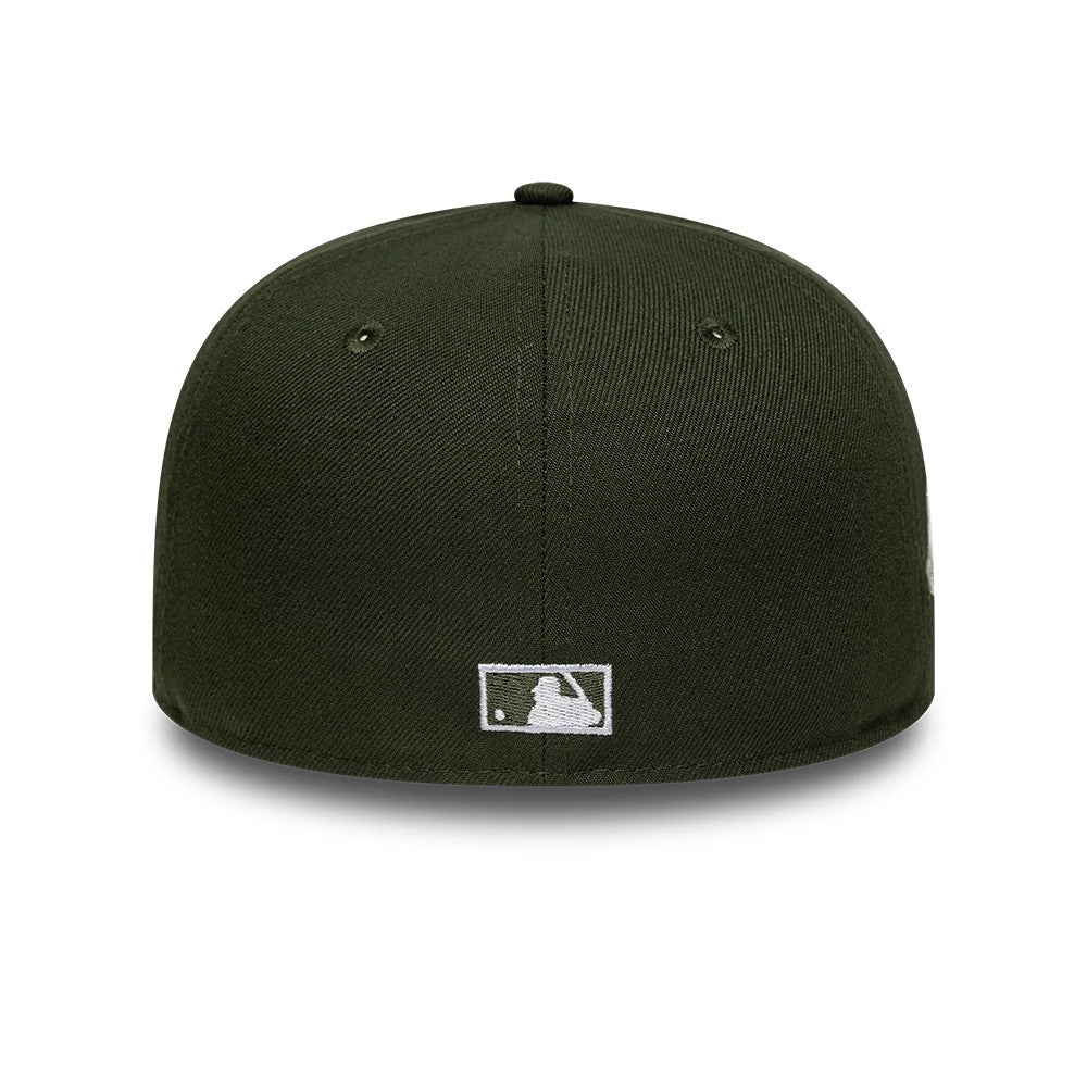 Chicago White Sox MLB Sidepatch Dark Green New Era 59FIFTY Fitted Cap, rear view showing the white embroidered MLB Batterman logo at the centre of the back panels, set low on the structured dark green crown.