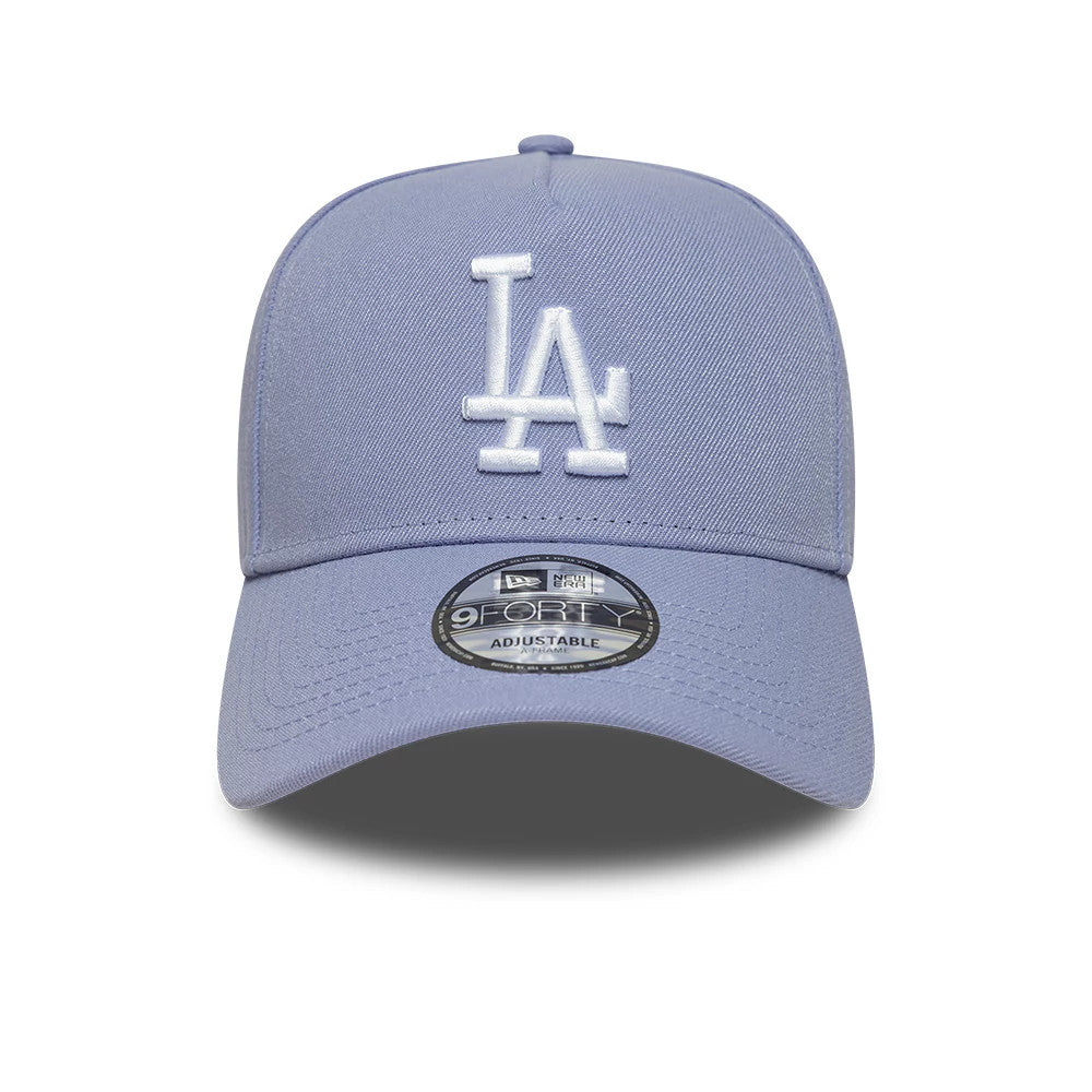 LA Dodgers MLB Pastel Purple New Era 9FORTY A-Frame Adjustable Cap, front view showing the white raised embroidered LA logo on the structured pastel purple crown, with a slightly curved visor and the 9FORTY size sticker on the visor.