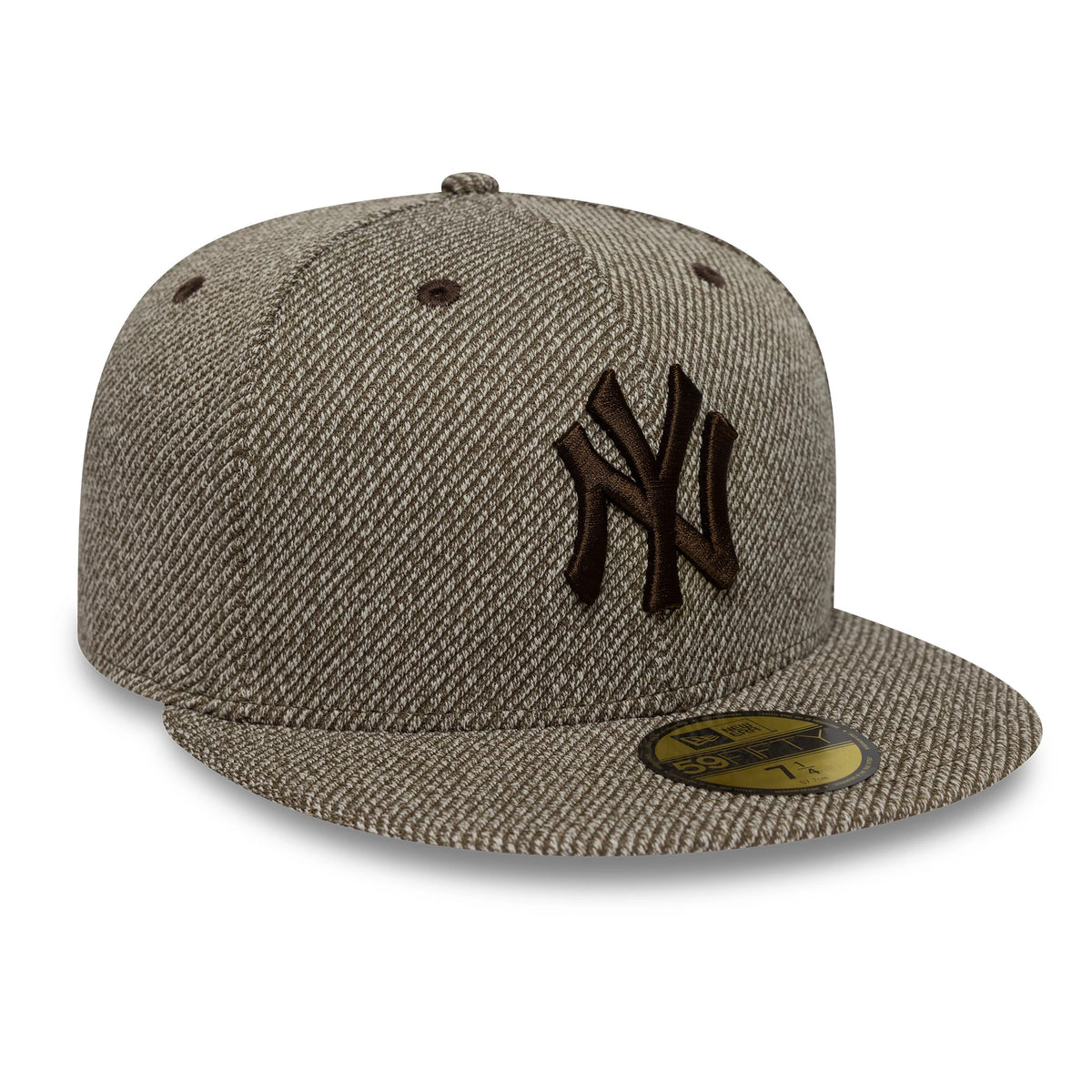 New York Yankees MLB Heather Brown New Era 59FIFTY Fitted Cap, three-quarter view showing the brown raised embroidery NY logo on the front panel, a flat brown visor, and a gold 59FIFTY size sticker on the visor.