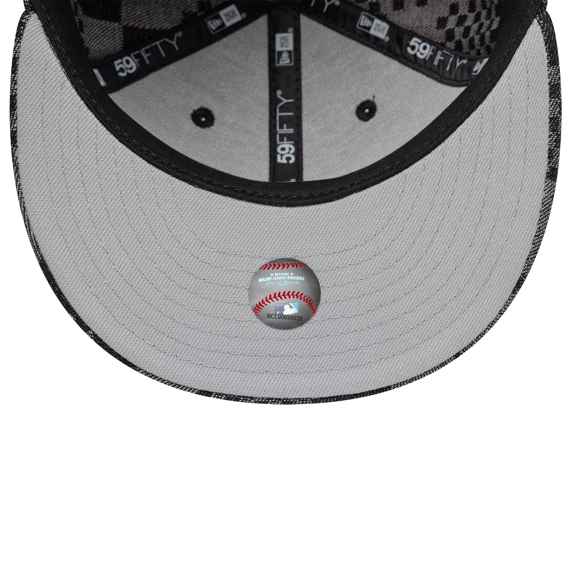 Pictured is this MLB Denim LA Dodgers 59FIFTY Fitted cap in black. 2