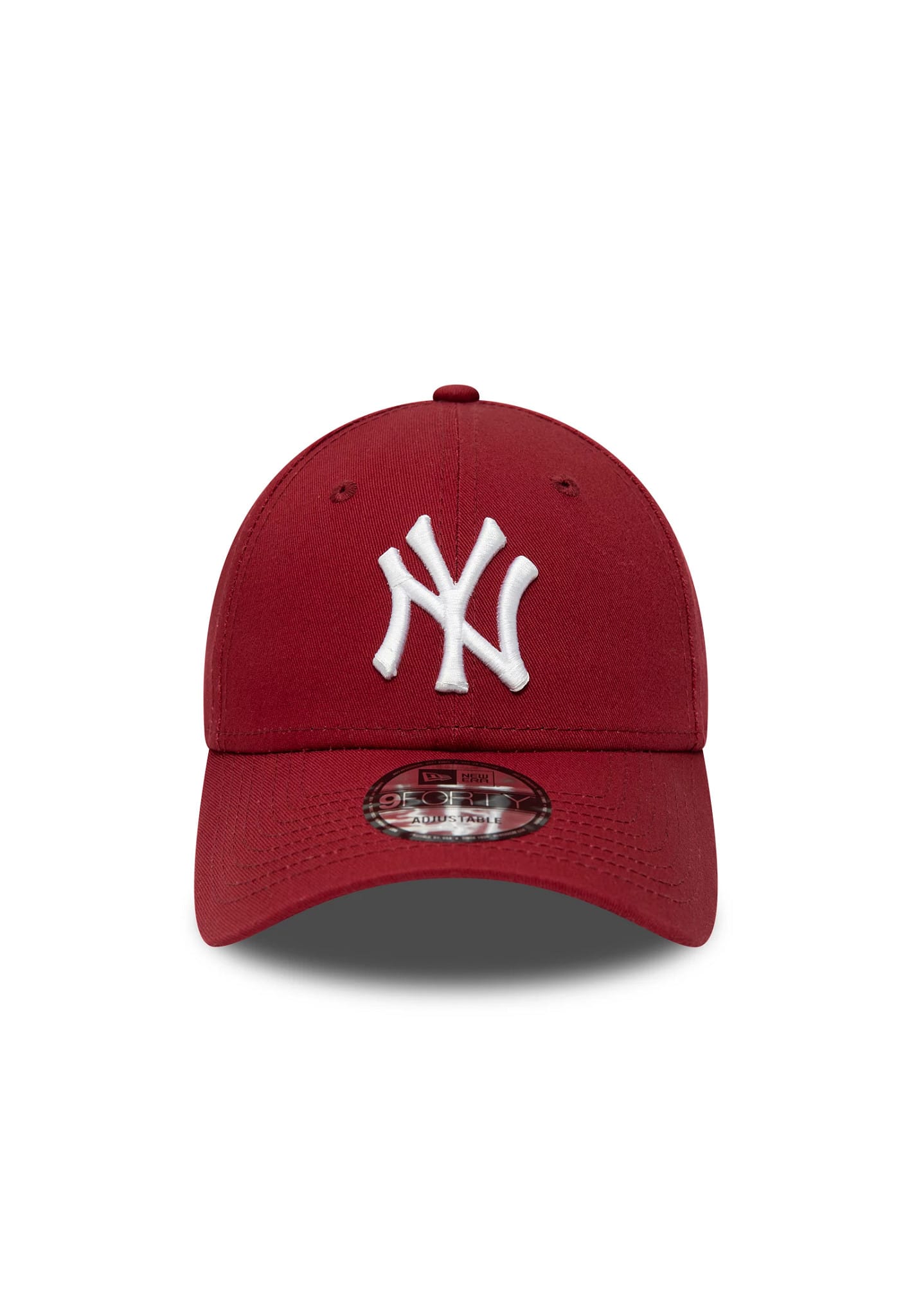 This is a New York Yankees Essential Red 9FORTY Cap 3