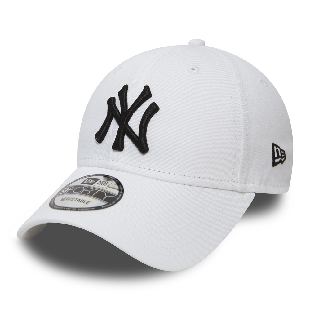 New York Yankees Essential White 9FORTY Adjustable Cap A1701_282