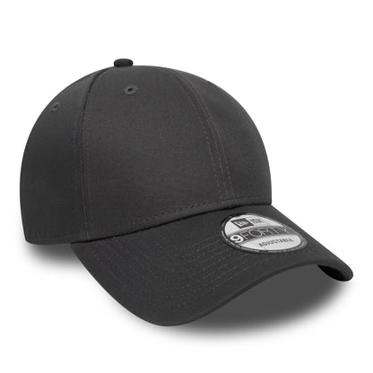 New Era Flag Charcoal Grey New Era 9FORTY Cap, three-quarter view showing the stitched top button, embroidered eyelets on the structured crown, and the 9FORTY size sticker on the curved visor.