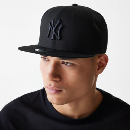 This is a New York Yankees Black On Black 9FIFTY Cap 3