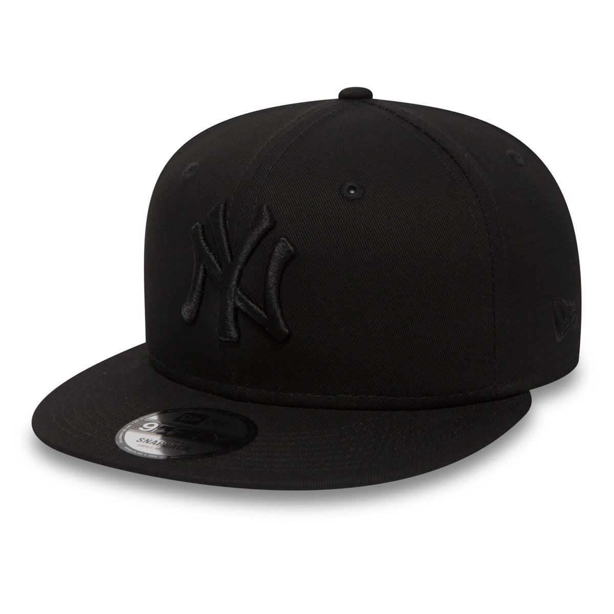 New York Yankees Black On Black New Era 9FIFTY Cap, three-quarter view showing the black embroidered NY logo on the front panel, with black flat visor and 9FIFTY size sticker, plus New Era flag logo on the left side.