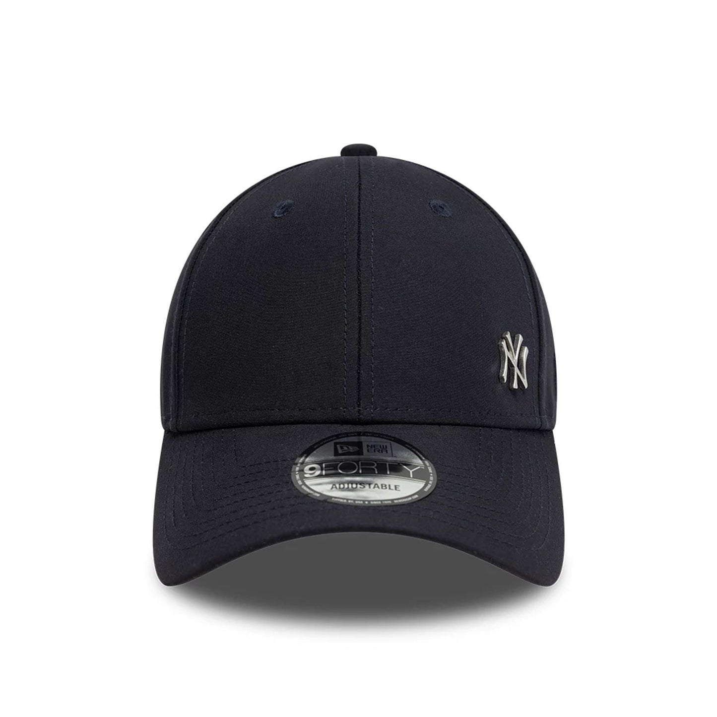 This is a New York Yankees Flawless Navy 9FORTY Cap 2