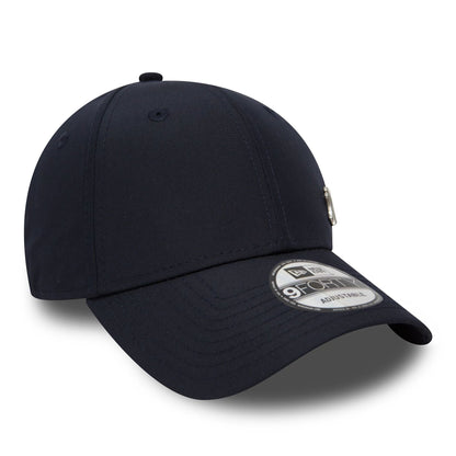 This is a New York Yankees Flawless Navy 9FORTY Cap 3