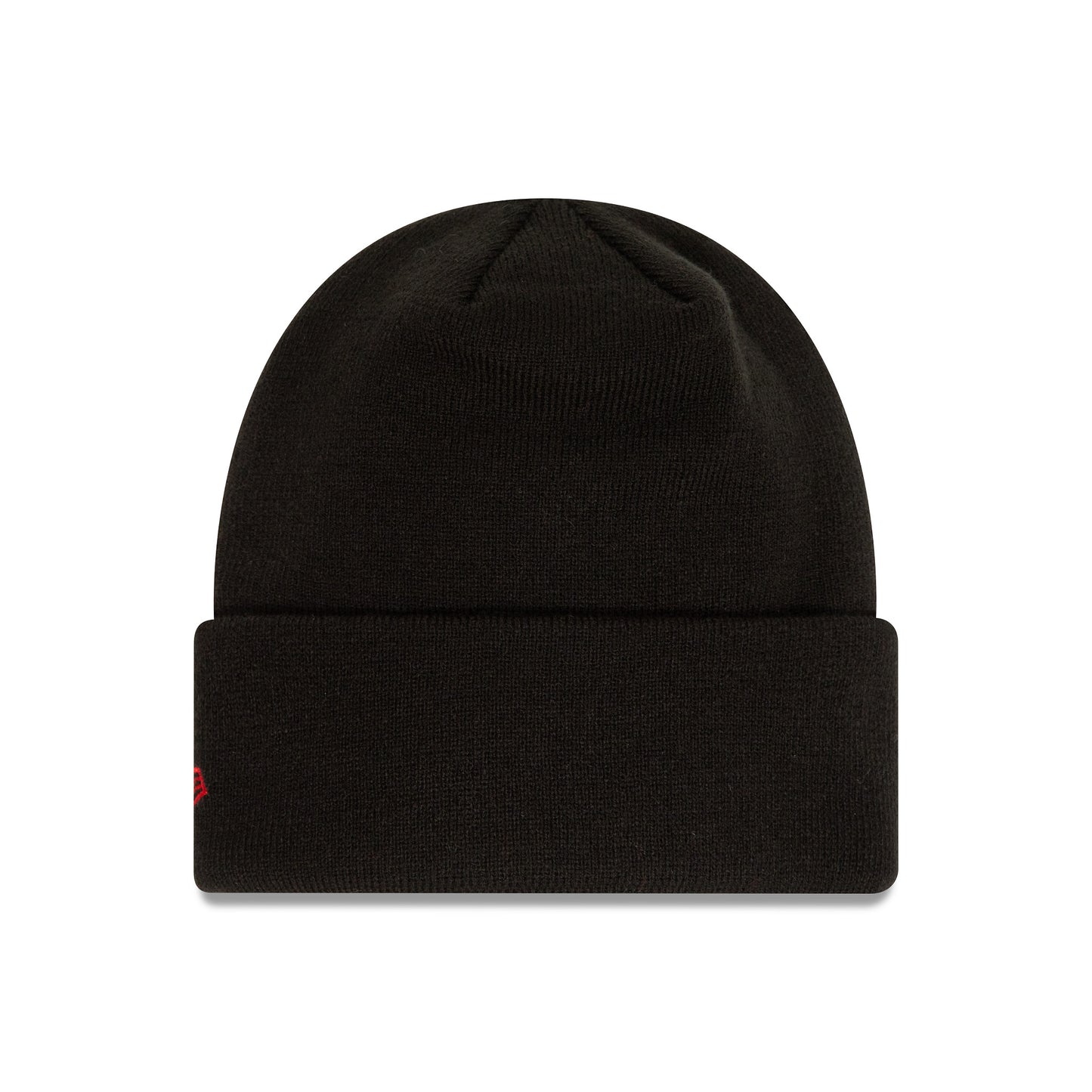 This is a Manchester United Essential Black Beanie Hat 2