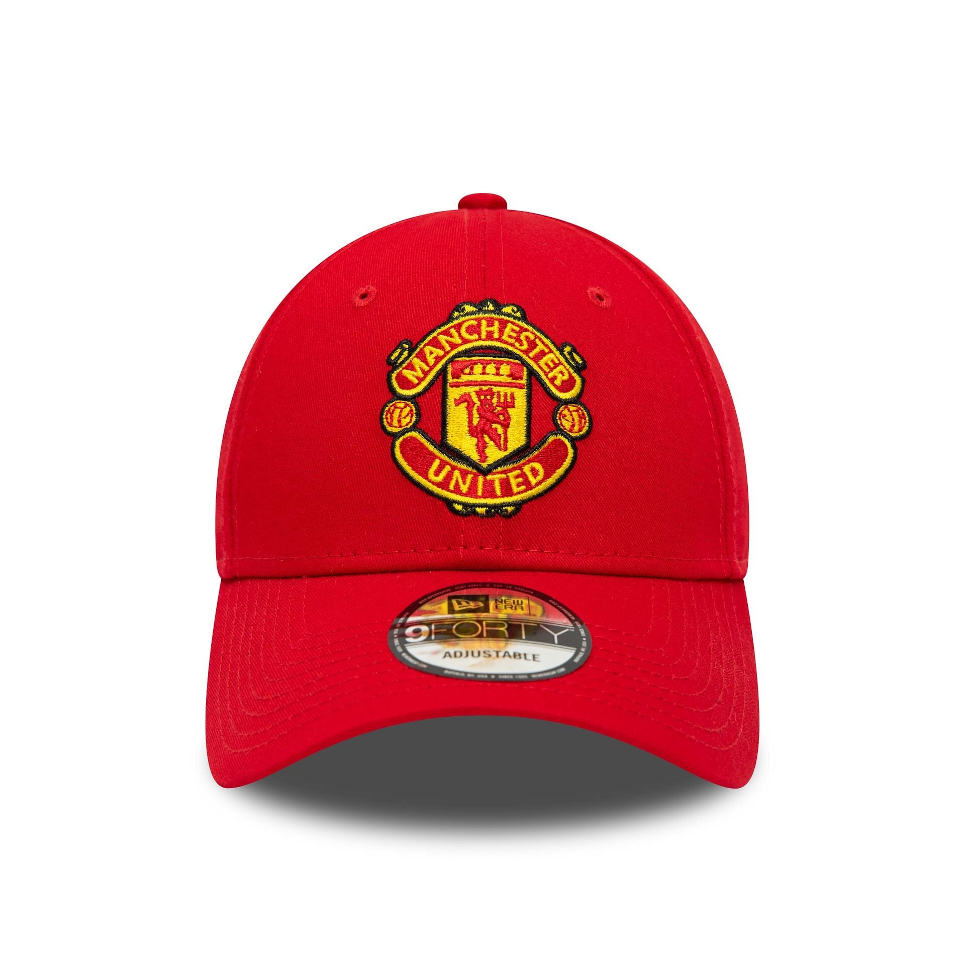 This is a Manchester United Essential Red 9FORTY Cap 2