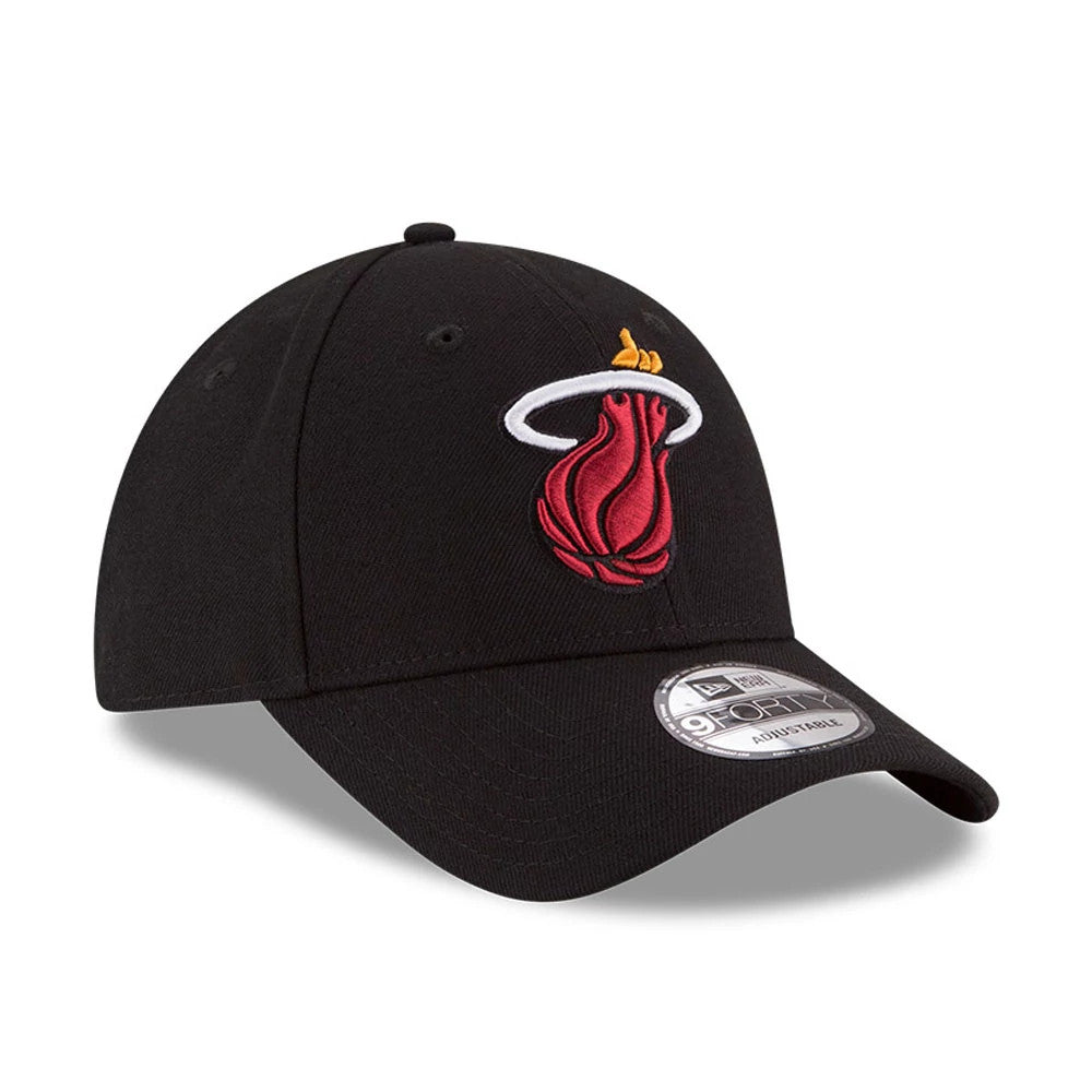 Miami Heat The League Black New Era 9FORTY Cap, front view showing the raised embroidery of the red and white Miami Heat logo on the black structured front panels, with a curved black visor and 9FORTY size sticker.