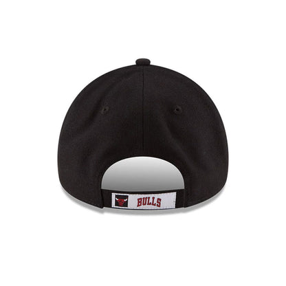 This is a Chicago Bulls Youth The League NBA Black 9FORTY Adjustable Cap 4