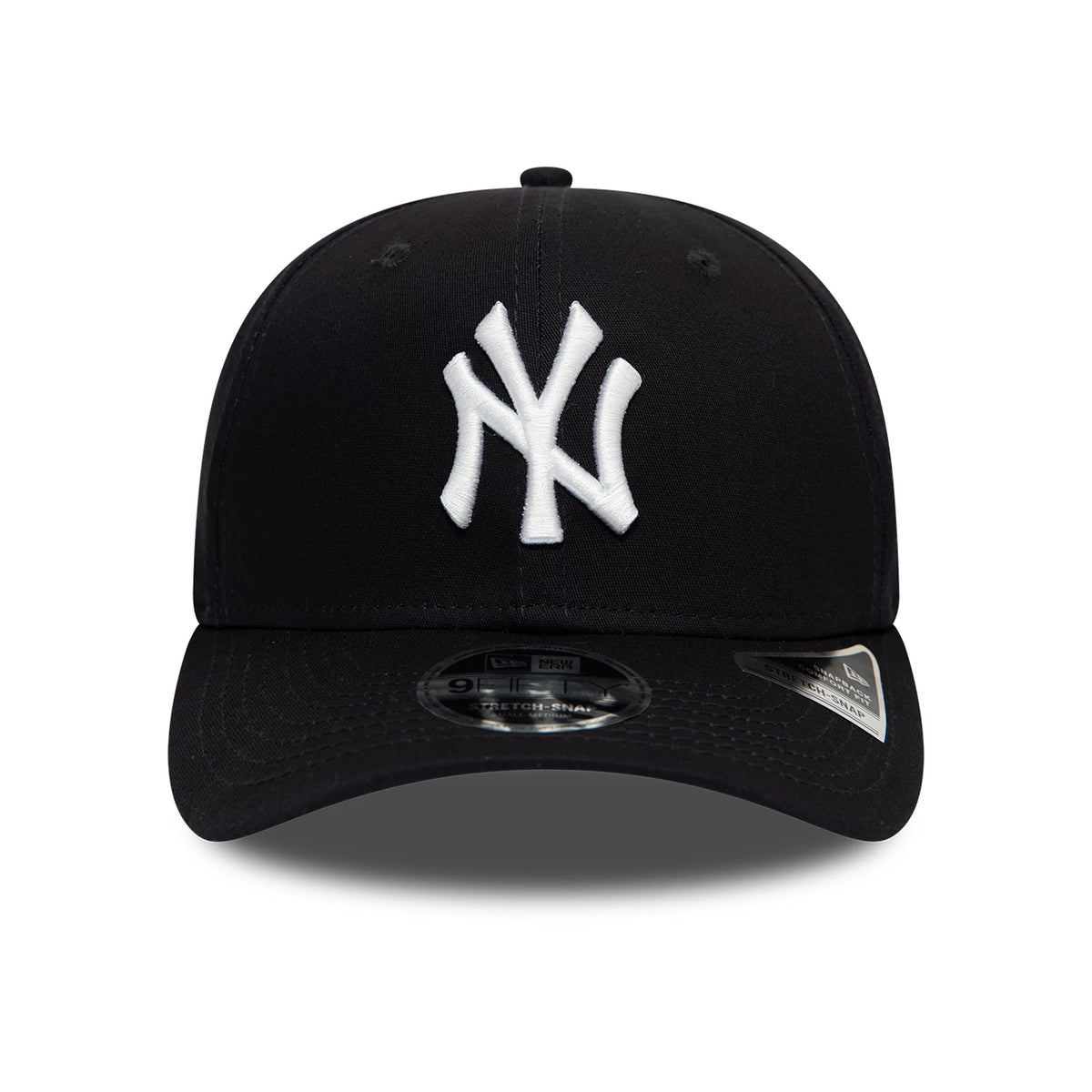 New York Yankees Navy New Era 9FIFTY Stretch Snap Cap, front view showing the raised white embroidered NY logo on the structured navy crown, with an arched visor and 9FIFTY size sticker on top.