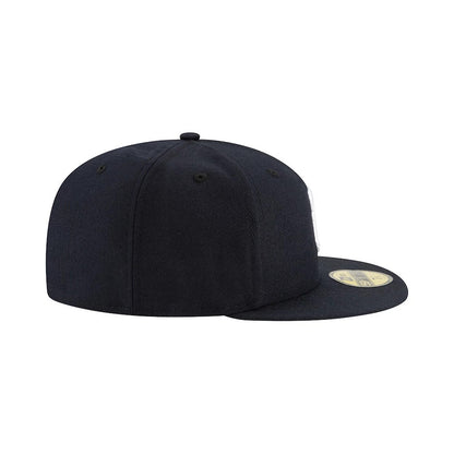 This is a New York Yankees Authentic On Field Game Navy 59FIFTY Cap 4