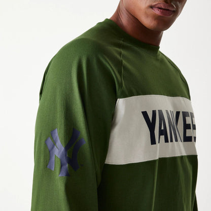 The Male model is wearing New York Yankees Korea Green Long Sleeve T-Shirt 4