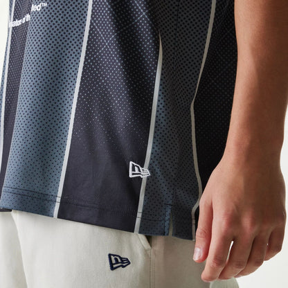 The Male model is wearing New Era City Sport Black Tank Top 5