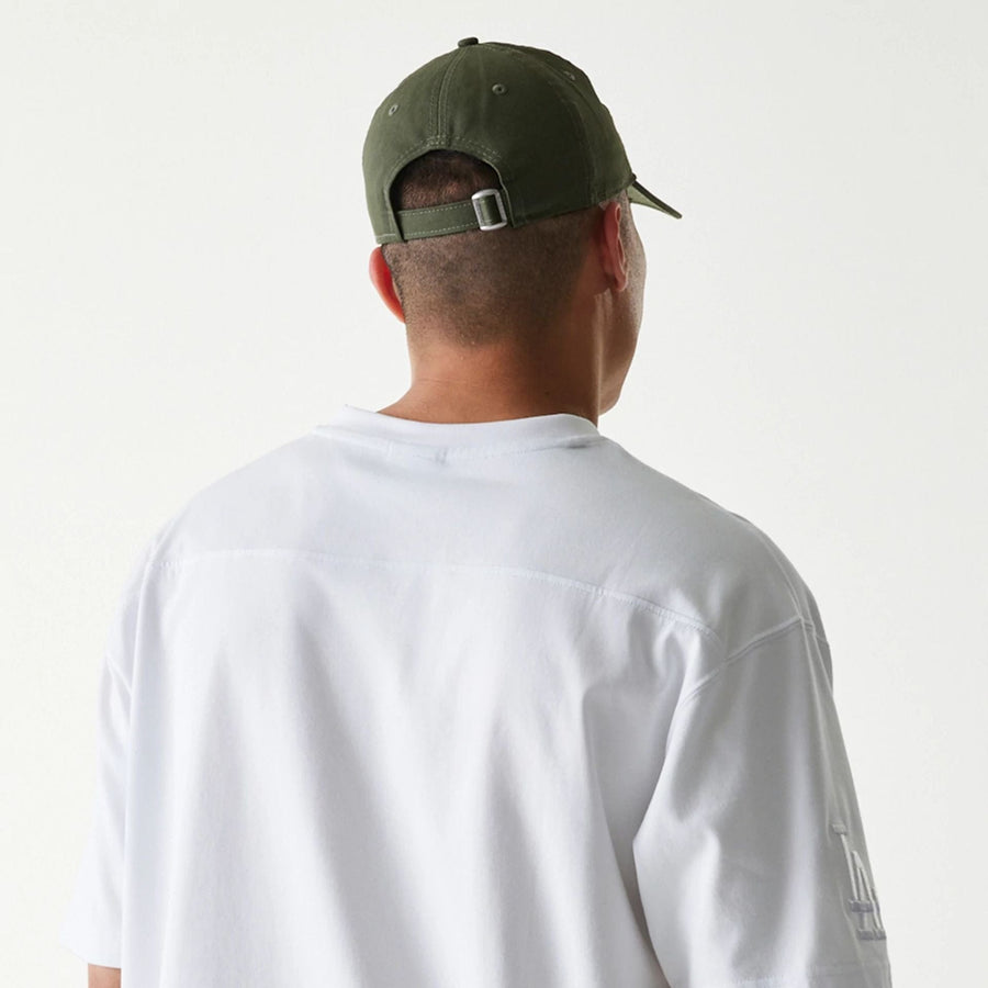 The Male model is wearing LA Dodgers Tonal Pack White T-Shirt 6