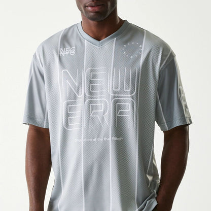 The Male model is wearing New Era City Sport Grey T-Shirt 3