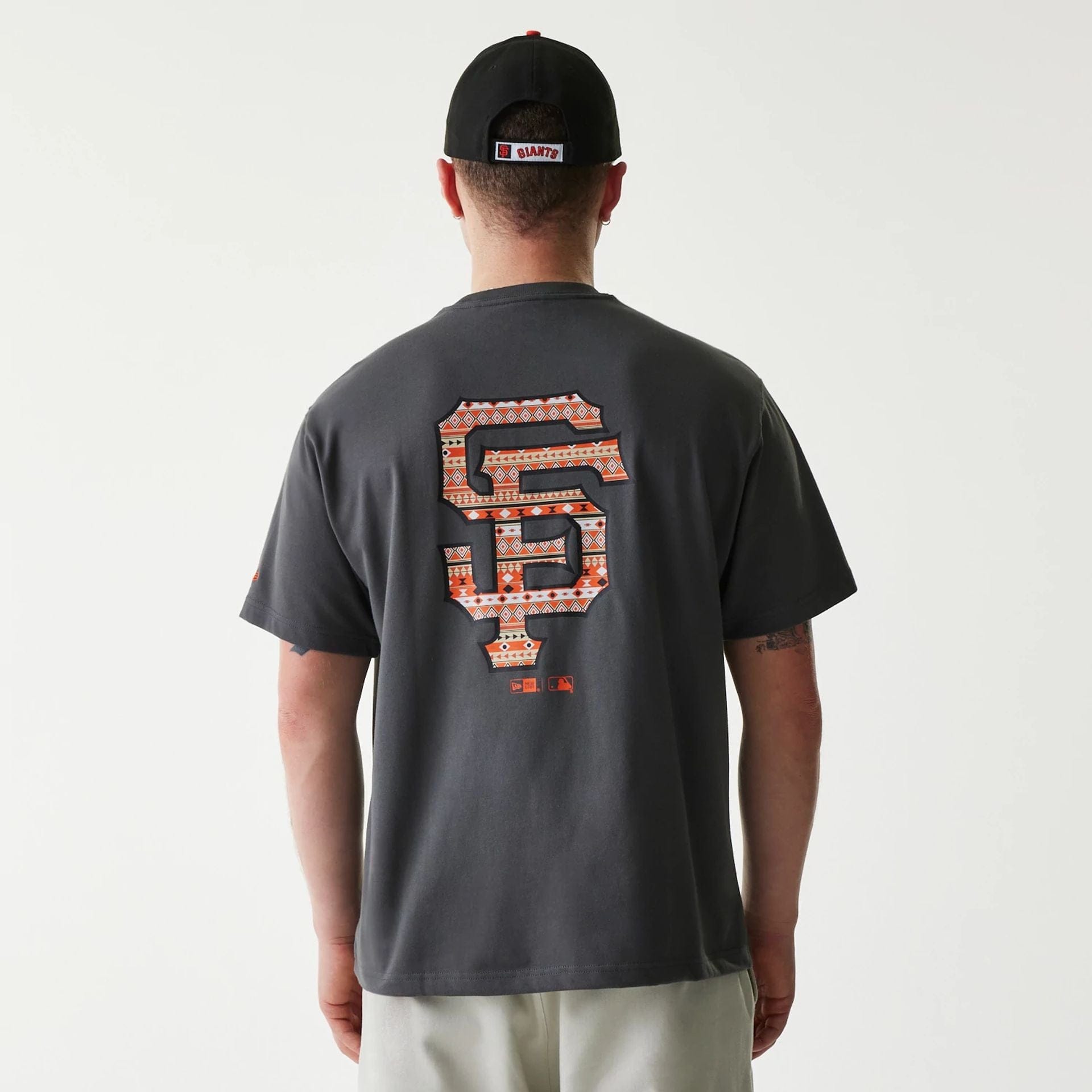 The Male model is wearing San Francisco Giants MLB Navajo Pattern Dark Grey T-Shirt 2