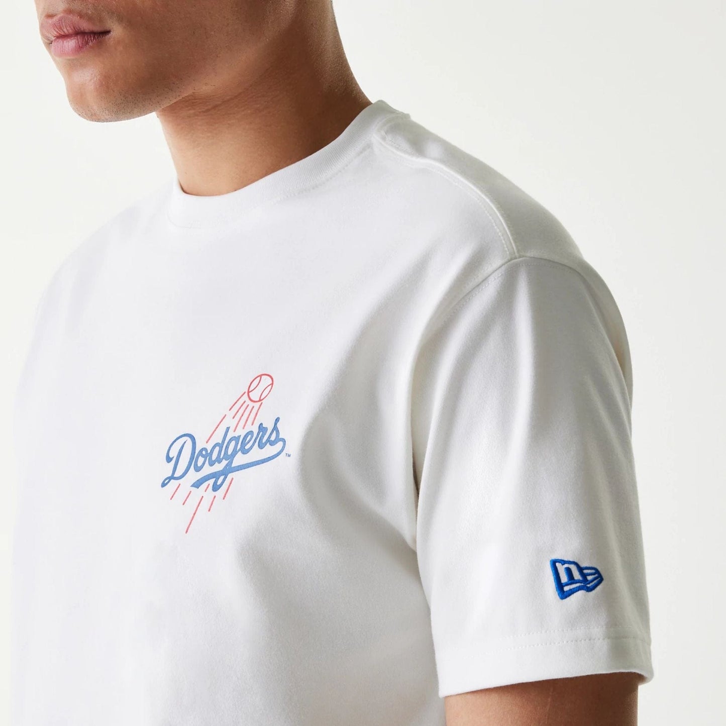 The Male model is wearing LA Dodgers MLB Cheering Food White T-Shirt 4