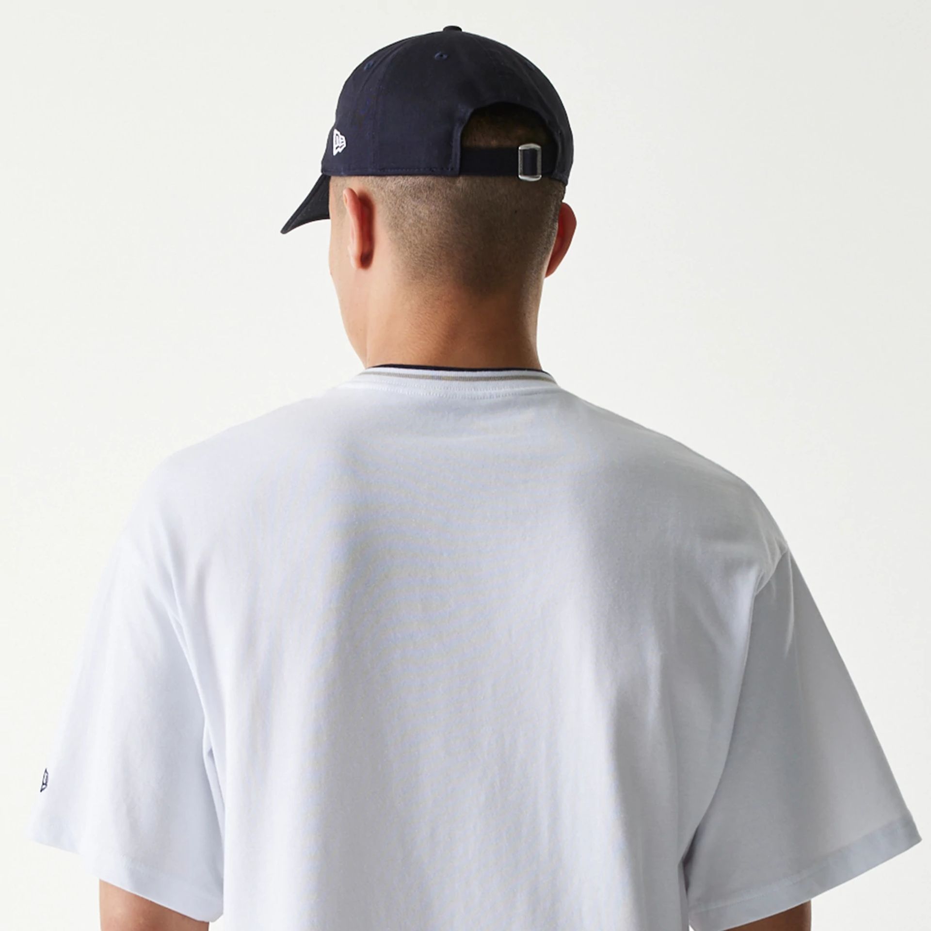 The Male model is wearing New York Yankees MLB Mini Embroidery White T-Shirt 5