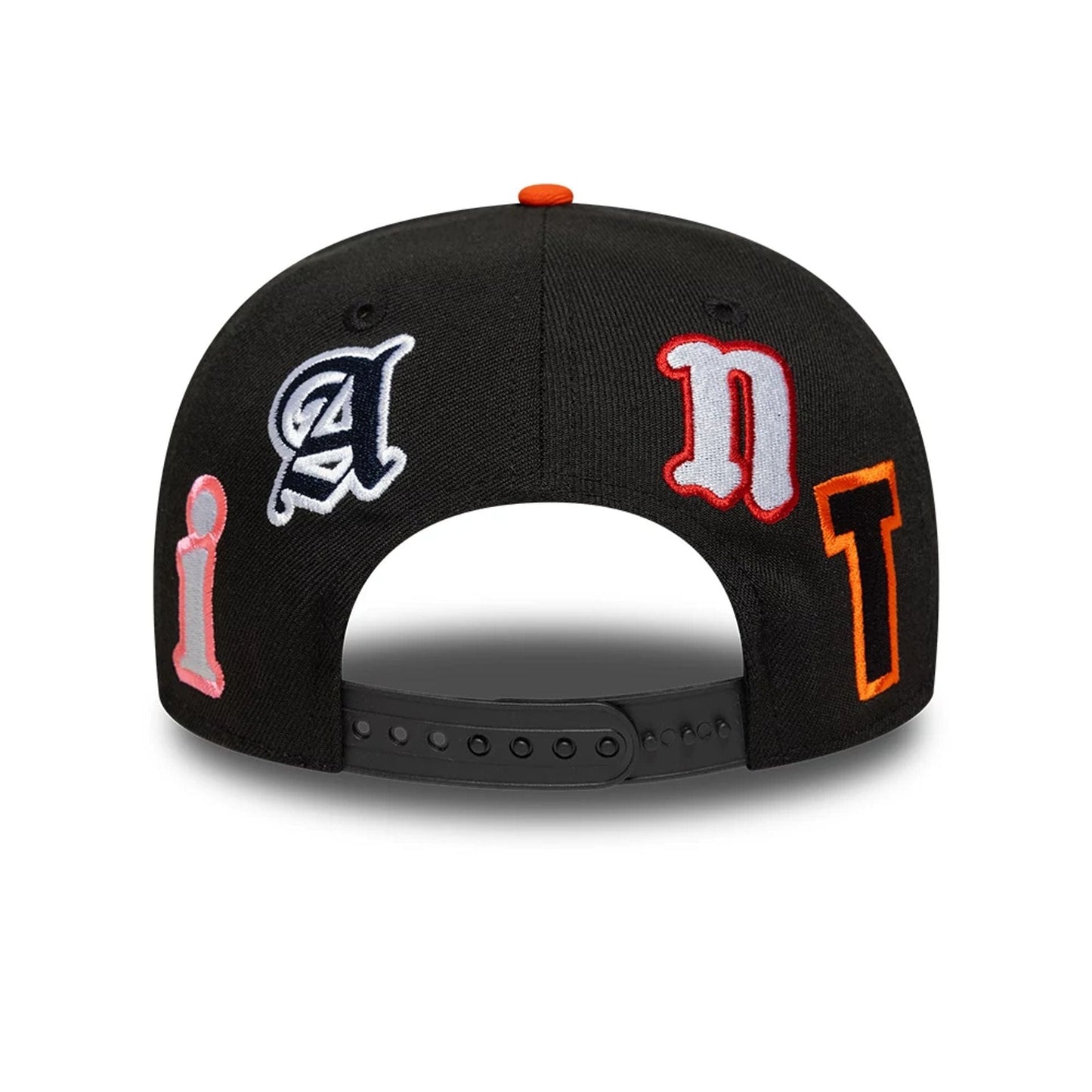 This is a San Francisco Giants MLB X Saint Mxxxxxx Black Retro Crown 9FIFTY Snapback Adjustable Cap 6