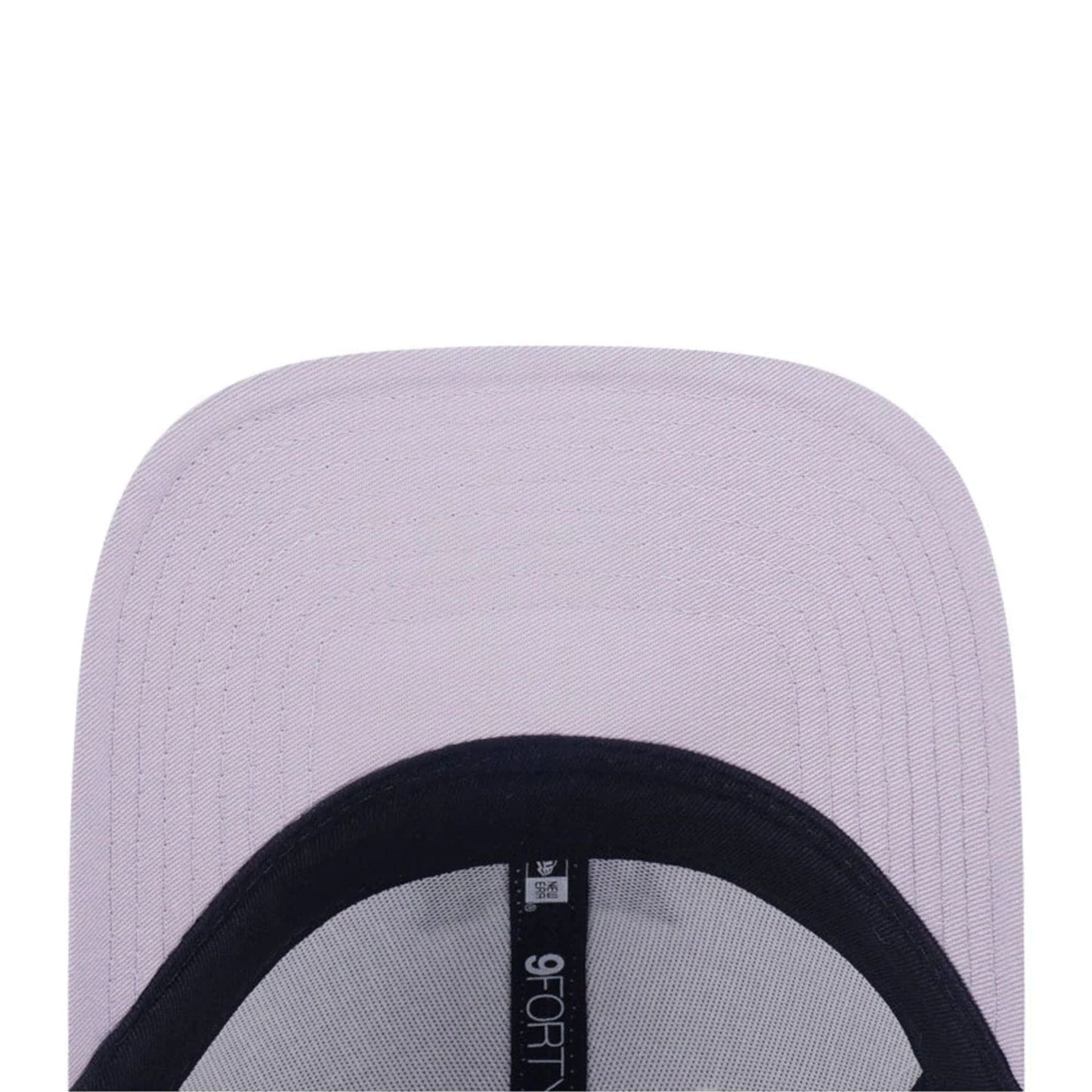 This is a New Era 90s Vibe White 9FORTY Adjustable Cap 4