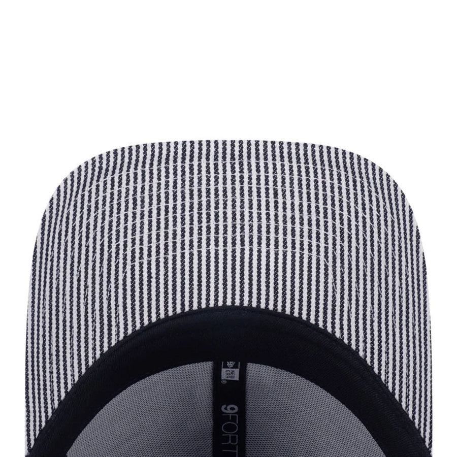 This is a LA Dodgers MLB Patchwork Dark Grey 9FORTY Adjustable Cap 4