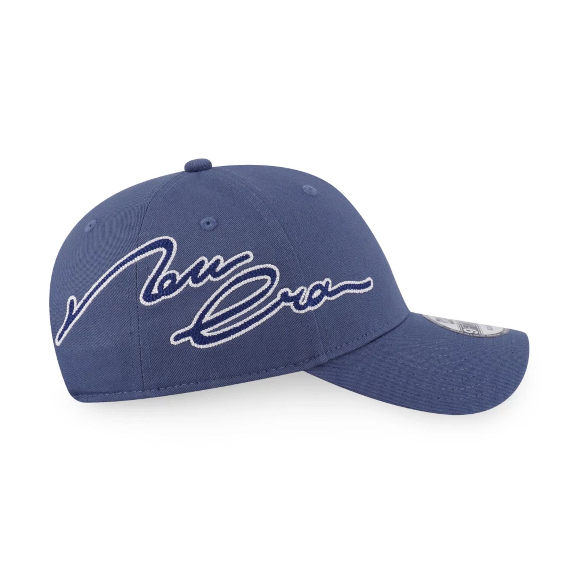 This is a New Era Basic Dark Blue 9FORTY Adjustable Cap 4