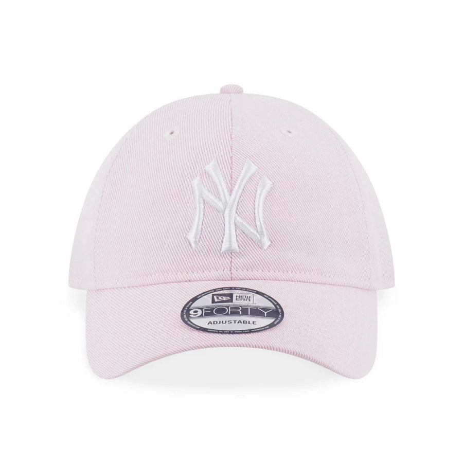 This is a New York Yankees MLB Pastel Pink 9FORTY Adjustable Cap 2