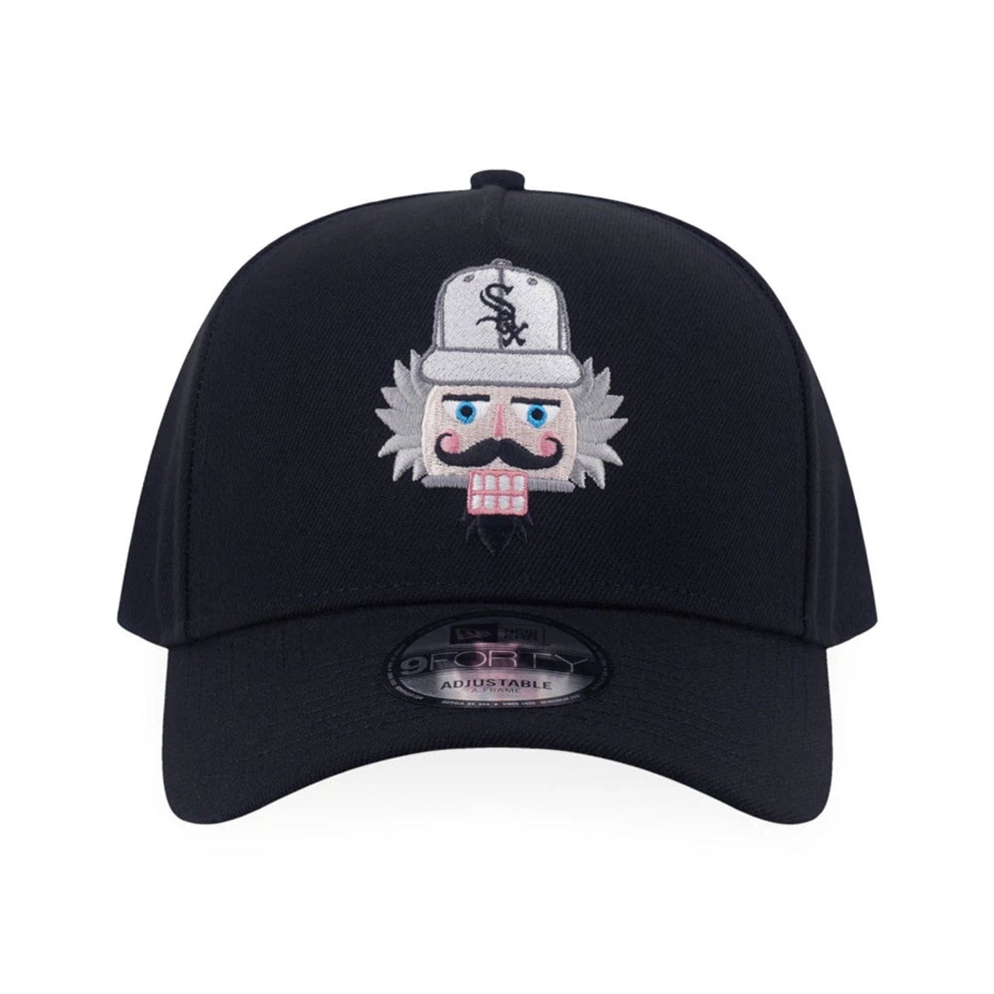 Pictured is this MLB Christmas Pack Chicago White Sox 9FORTY A-Frame cap in black. 2