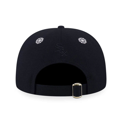 Pictured is this MLB Christmas Pack Chicago White Sox 9FORTY A-Frame cap in black. 3