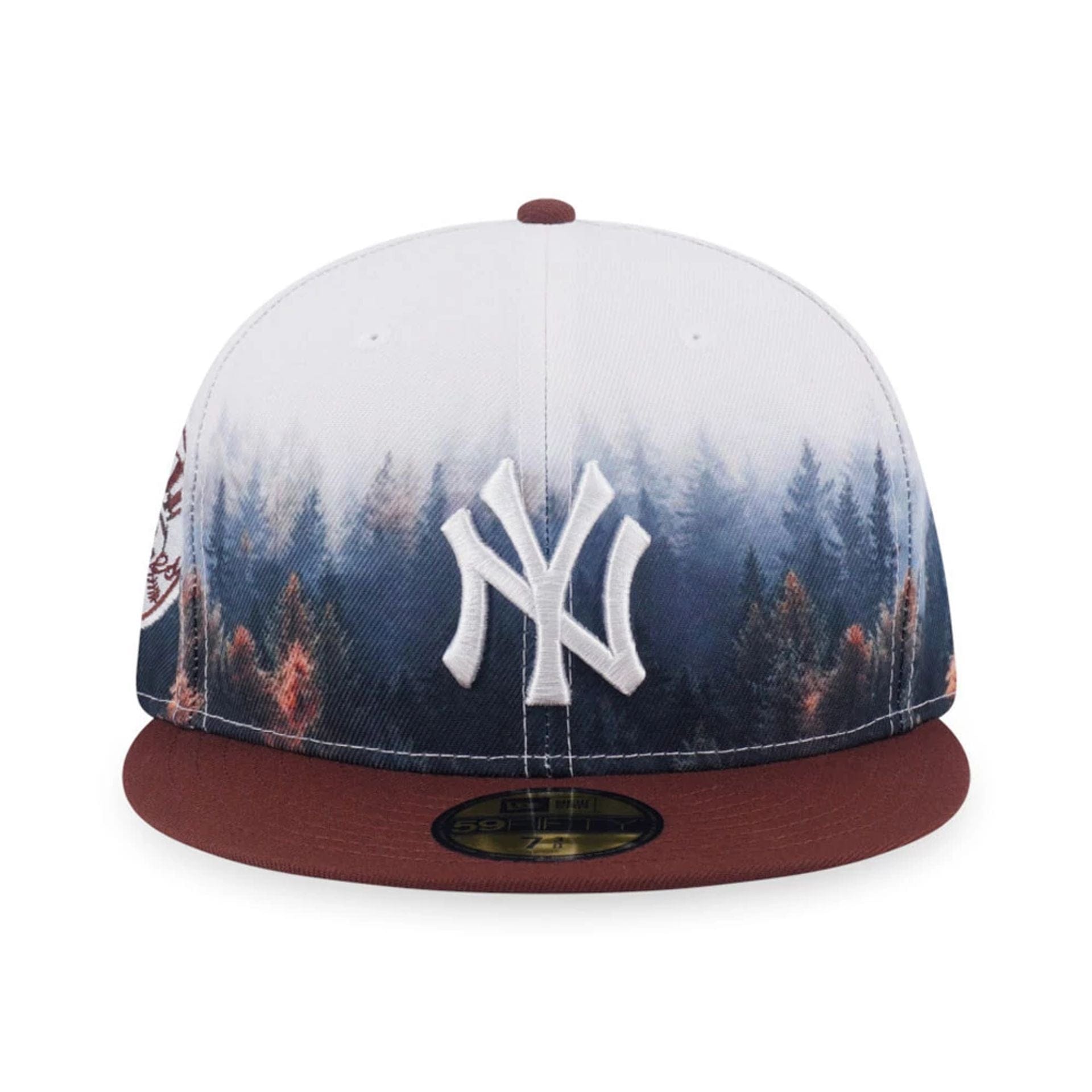 Pictured is this MLB Forest New York Yankees 59FIFTY Fitted cap in dark blue. 2