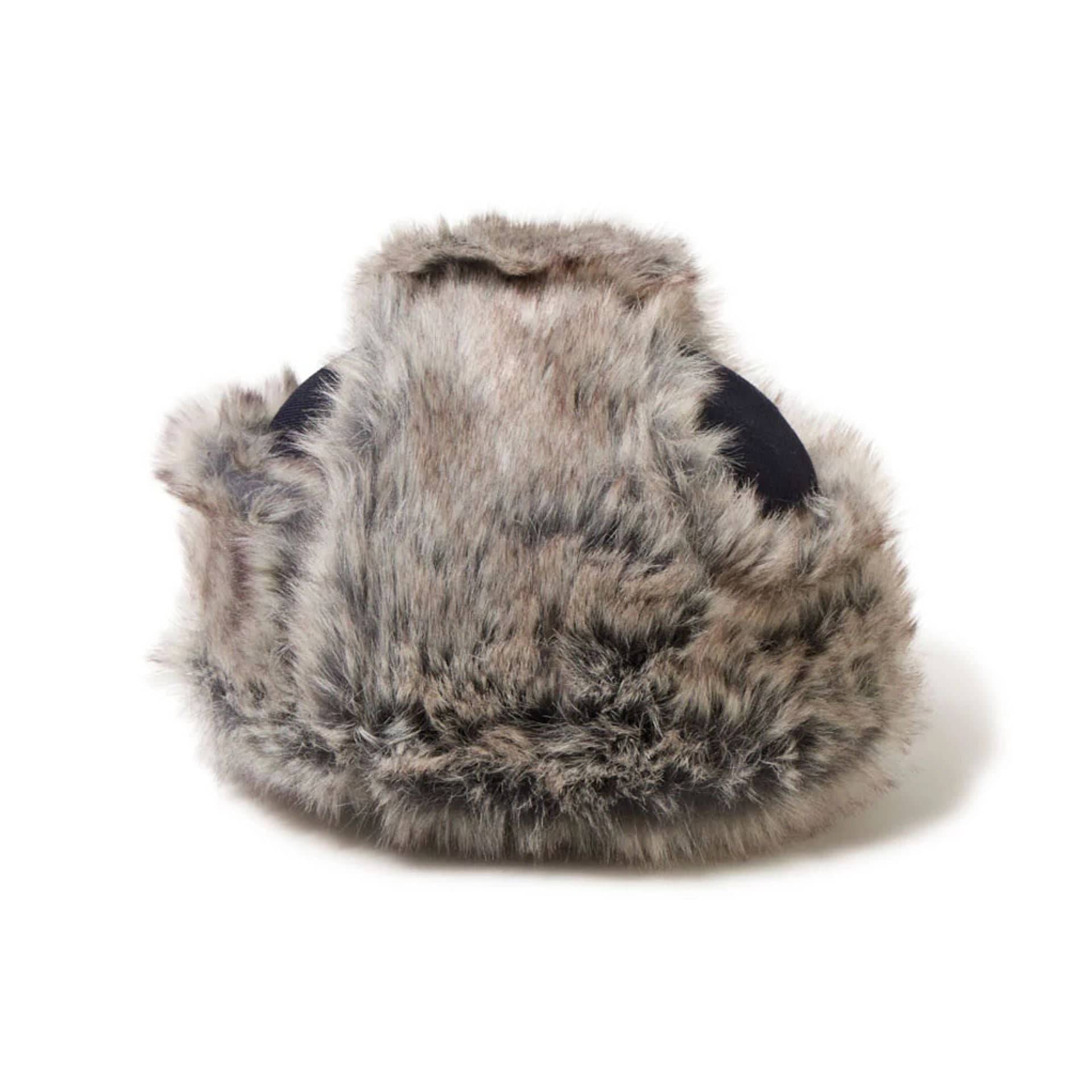 Pictured is this MLB Wool New York Yankees Trapper hat in navy. 3