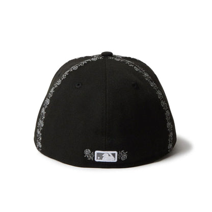 This is a Chicago White Sox MLB Rose Emblem Black Low Profile 59FIFTY Fitted Cap 3
