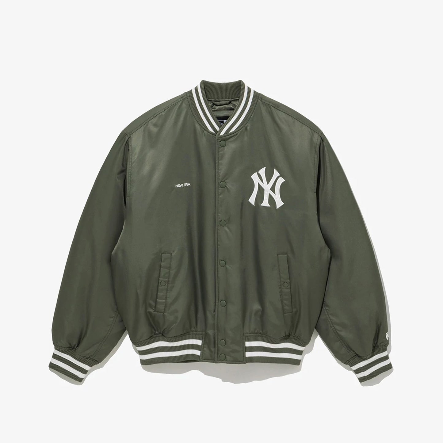 The Male model is wearing New York Yankees MLB Green Stadium Jacket  1