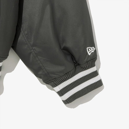 The Male model is wearing LA Dodgers MLB Grey Stadium Jacket  14