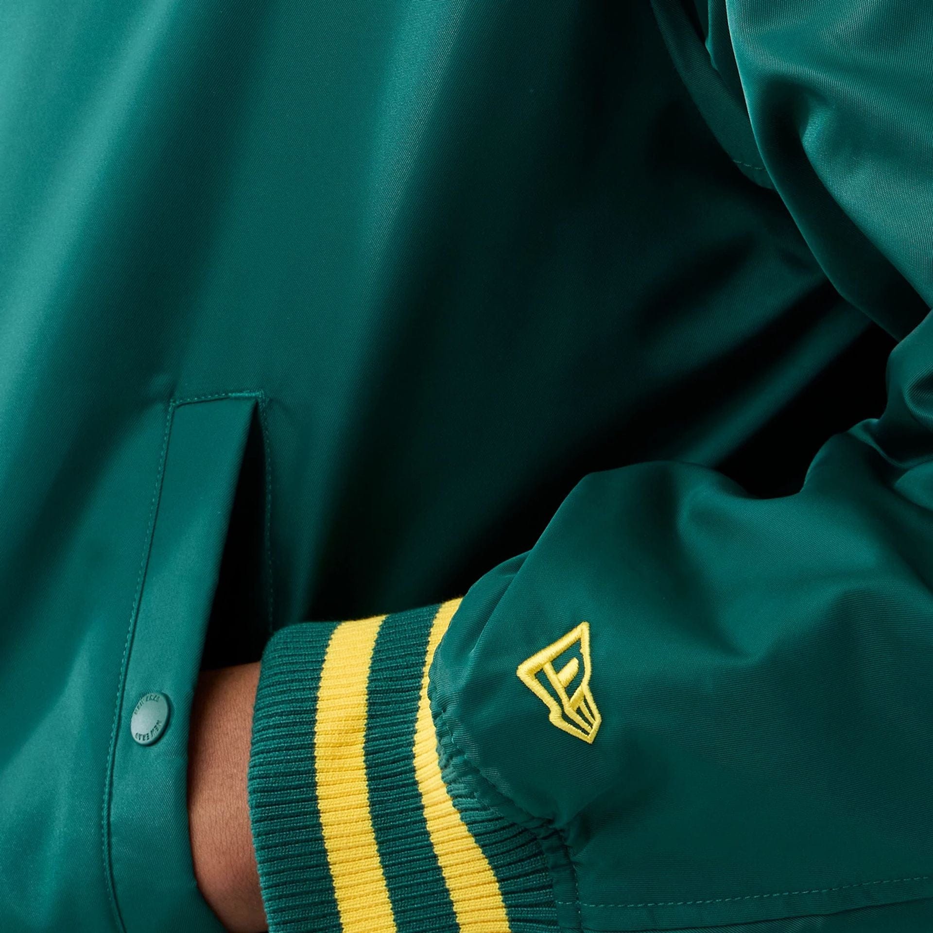 MLB Authentic Oakland Athletics Green Stadium Jacket | NEC UK