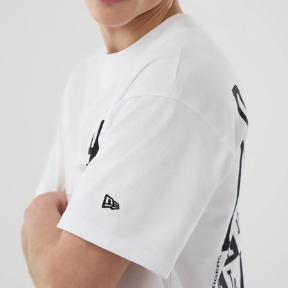 The model is wearing this MLB Chequered LA Dodgers T-Shirt in white. 4