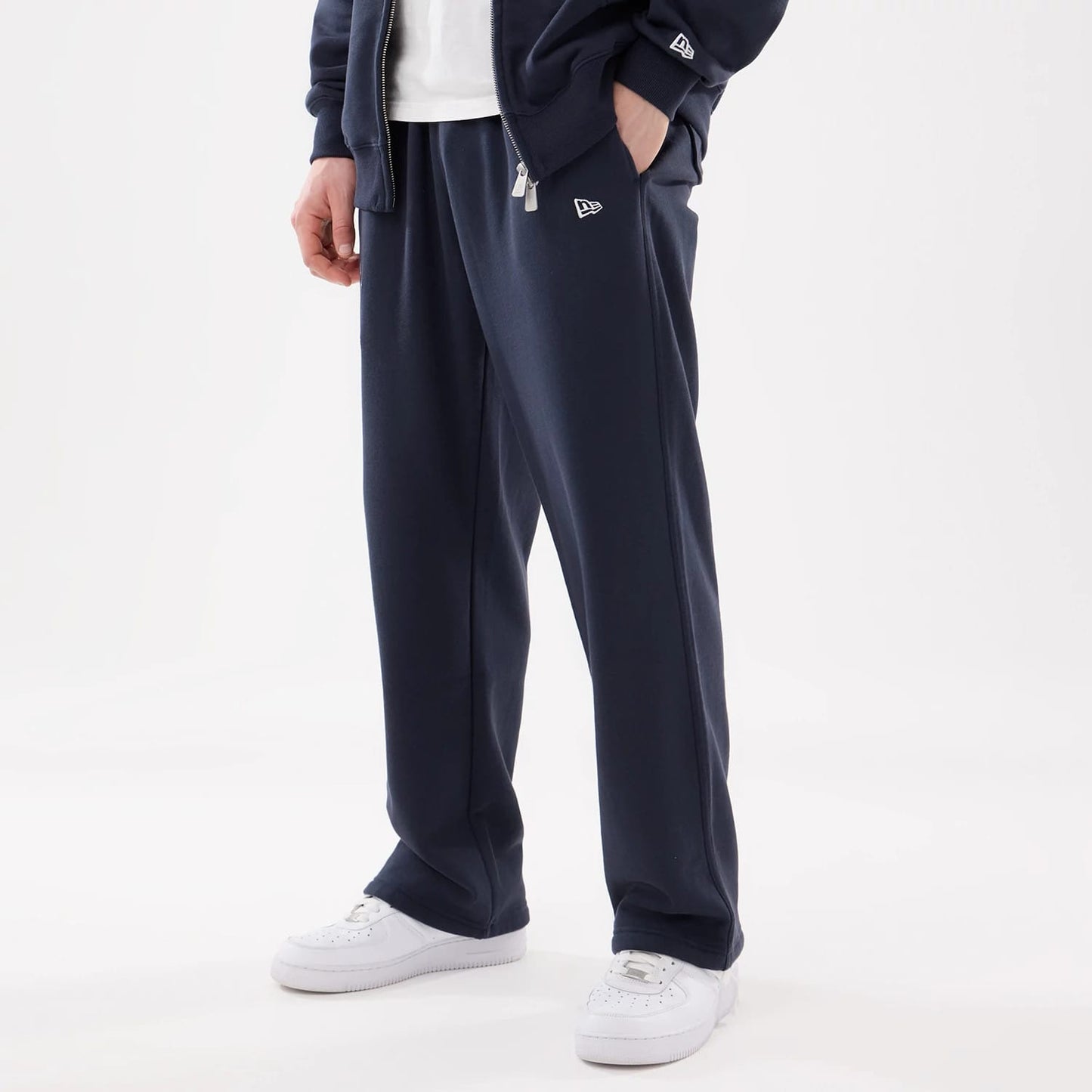 The model is wearing this MLB Comfort New York Yankees Joggers in blue. 4