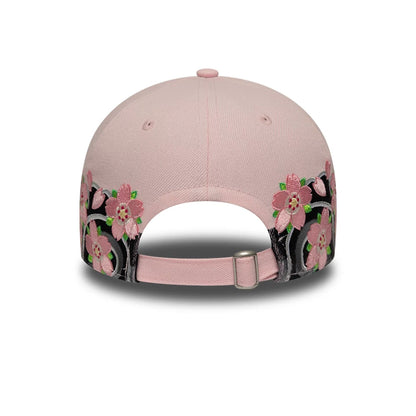 Pictured is this MLB Sakura LA Dodgers 9FORTY A-Frame cap in pink. 6