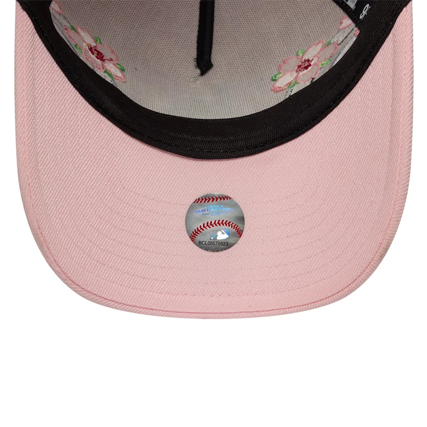 Pictured is this MLB Sakura LA Dodgers 9FORTY A-Frame cap in pink. 7