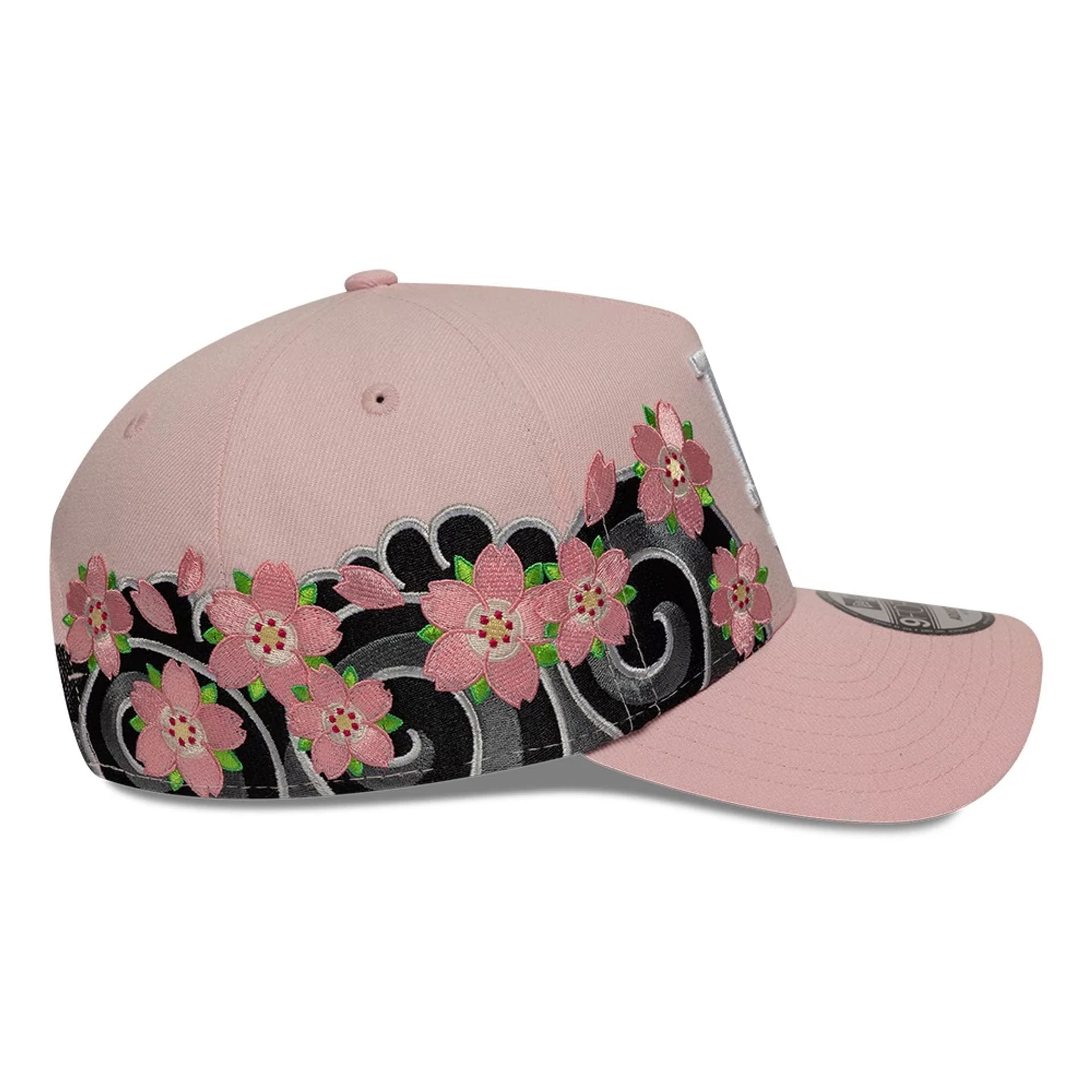 Pictured is this MLB Sakura LA Dodgers 9FORTY A-Frame cap in pink. 5