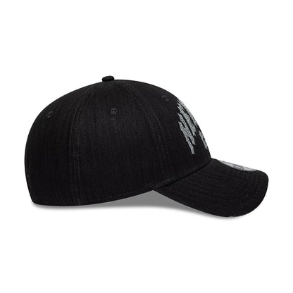 Pictured is this New Era Street Archived 9FORTY cap in black. 6