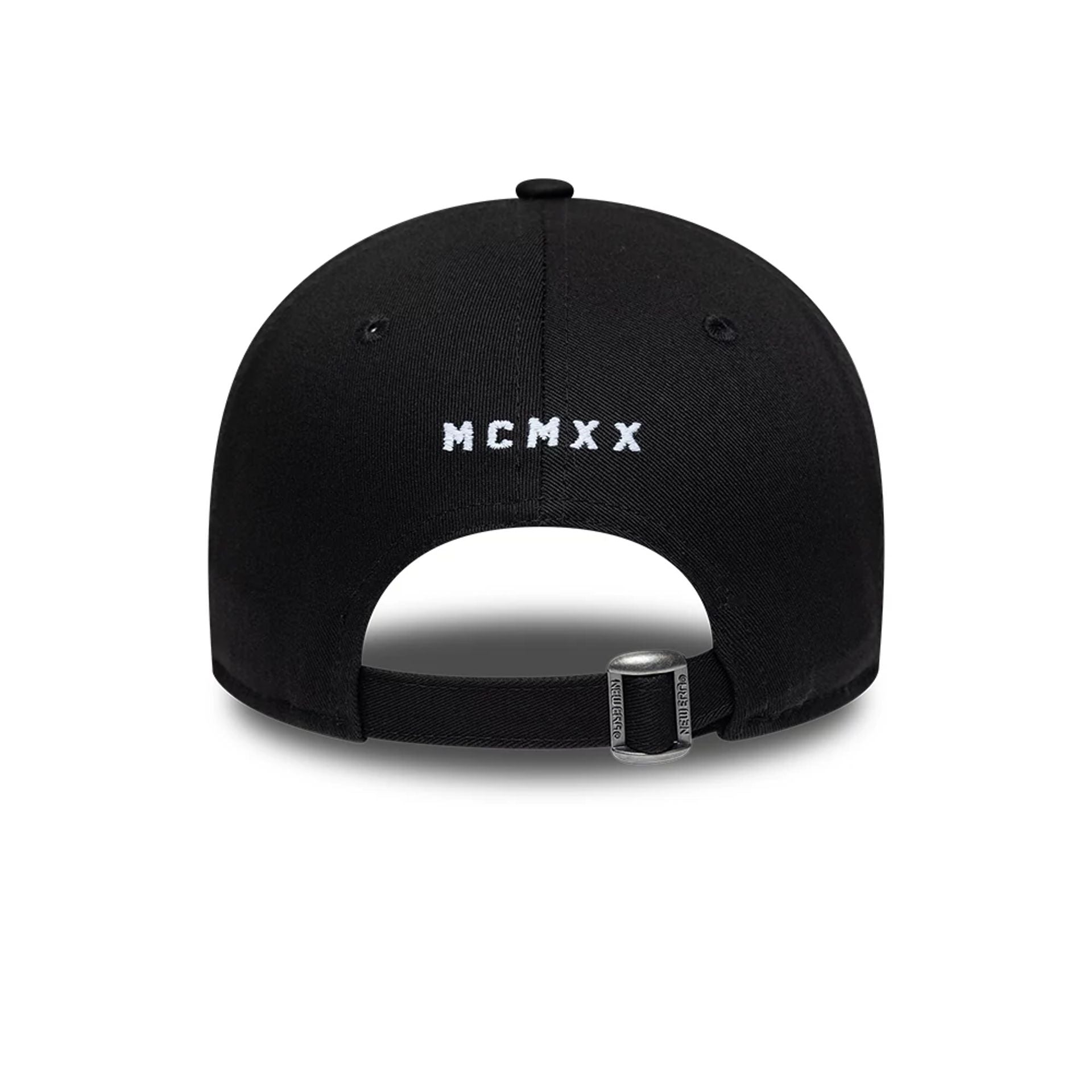 Pictured is this New Era Street Archived New Era Heritage 1920 9FORTY cap in black. 2